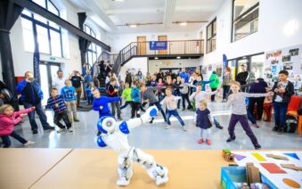 CodeWeek 18. 10. 2025 v Centru robotiky