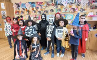 Halloween na Táborské – den plný zábavy, kostýmů a tvoření 🎃