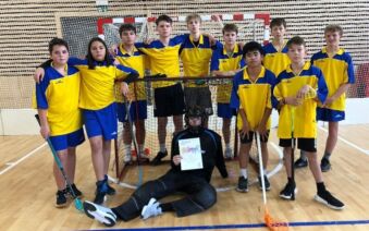 Florbalový turnaj v Plzni: obvodní kolo. Naši žáci obsadili krásné 4. místo!