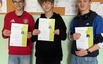 Naši žáci postupují do krajského kola soutěže ve Finanční gramotnosti