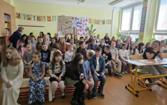 Recitační soutěž přivítala jaro na Třináctce